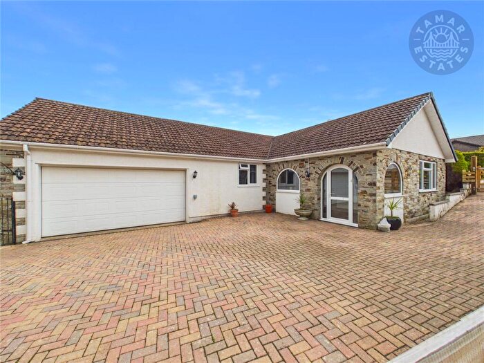 3 Bedroom Bungalow For Sale In Lower Hillside, East Taphouse, Liskeard, Cornwall, PL14