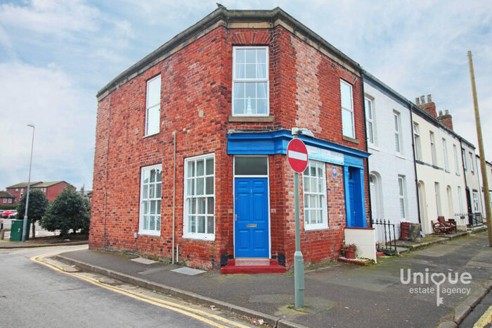 3 Bedroom End Of Terrace House For Sale In Kent Street, Custom House Lane, Fleetwood, FY7