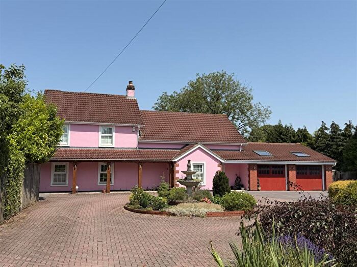 4 Bedroom Detached House For Sale In Wells Road, Emborough, BA3