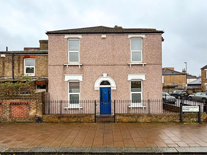 3 Bedroom End Of Terrace House To Rent In Longhurst Road, Hither Green, SE13