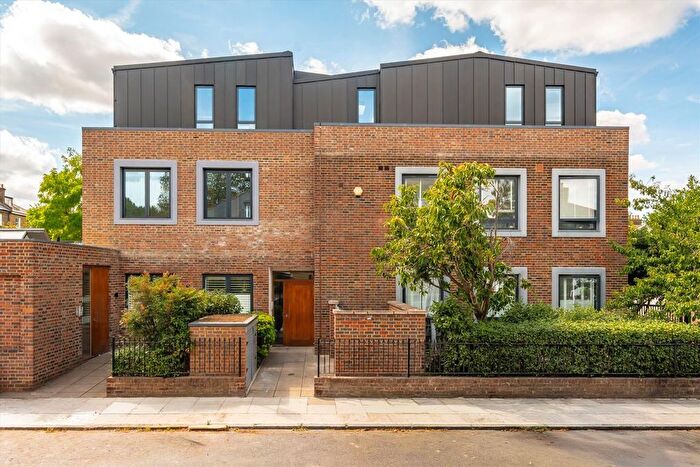 1 Bedroom Flat For Sale In Ashby Road, Brockley, SE4