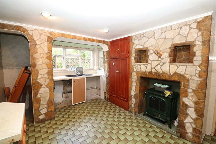 2 Bedroom Detached House For Sale In High Street, Whittlebury, Towcester, NN12