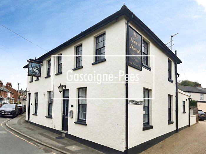 3 Bedroom Semi-Detached House To Rent In Flaxfield Road, Basingstoke, RG21