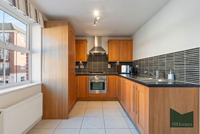 2 Bedroom Flat To Rent In Coppetts Road, Muswell Hill, N10