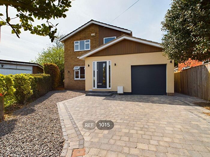 3 Bedroom Detached House To Rent In Kingtree Avenue, Cottingham, HU16