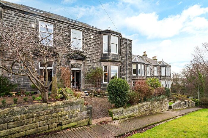 6 Bedroom Semi Detached House For Sale In Park Place, Dunfermline, Fife, KY12