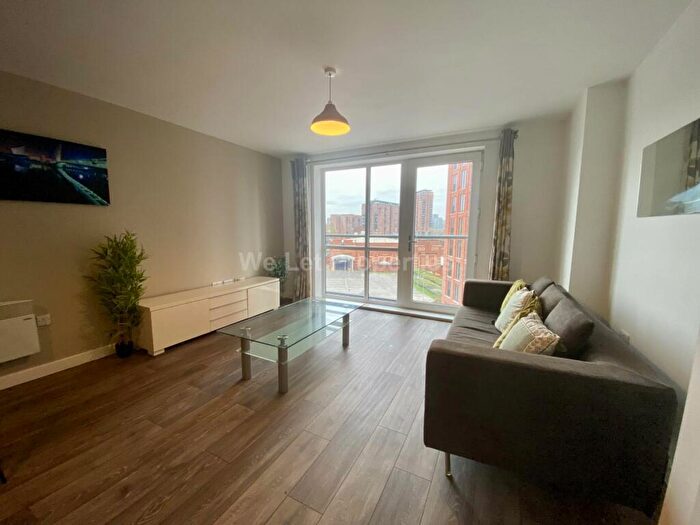 2 Bedroom Apartment To Rent In Derwent Street, Salford, M5