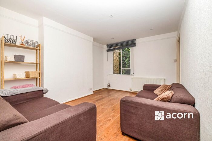2 Bedroom Flat To Rent In Fentiman Road, London, SW8