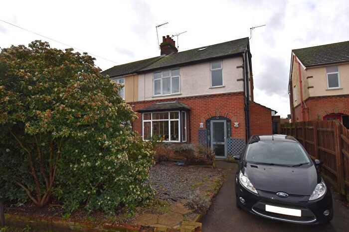 3 Bedroom Semi-Detached House For Sale In Mersea Road, Colchester, CO2