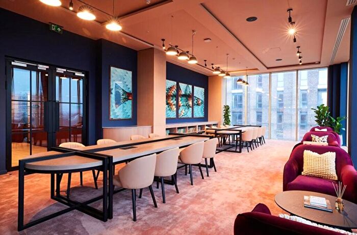 2 Bedroom Apartment To Rent In Boulevard Place, Hove, East Sussex, BN3