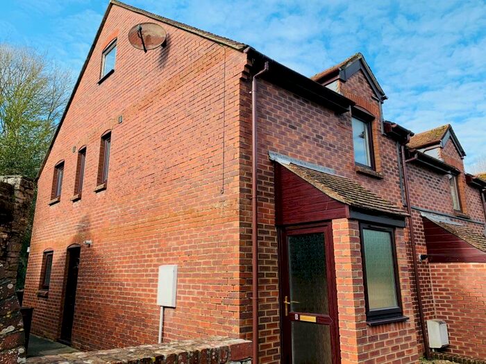 2 Bedroom Flat To Rent In Friary Hill, Dorchester, DT1