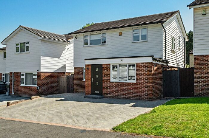 4 Bedroom Detached House For Sale In Kyle Close, Bracknell, Berkshire, RG12