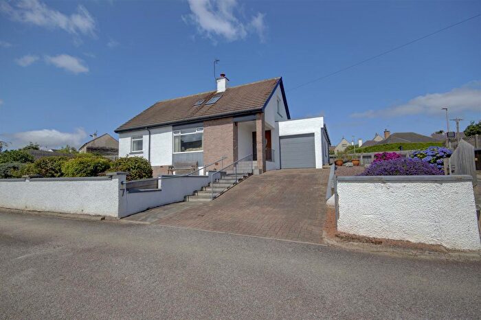 3 Bedroom Detached House For Sale In , Tulloch Avenue Dingwall, IV15