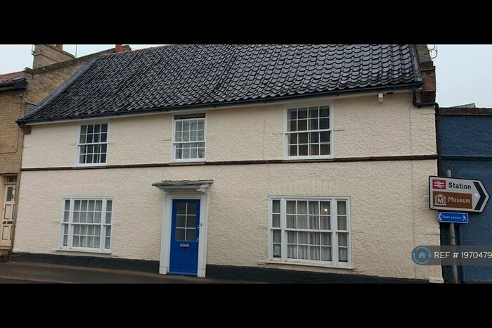 1 Bedroom Flat To Rent In Quay Street, Halesworth, IP19