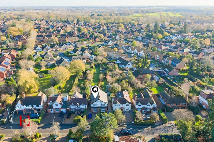 3 Bedroom Semi Detached House For Sale In Windy Arbour, Kenilworth, CV8