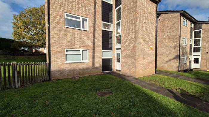 2 Bedroom Flat To Rent In Hotoft Road, Leicester, LE5