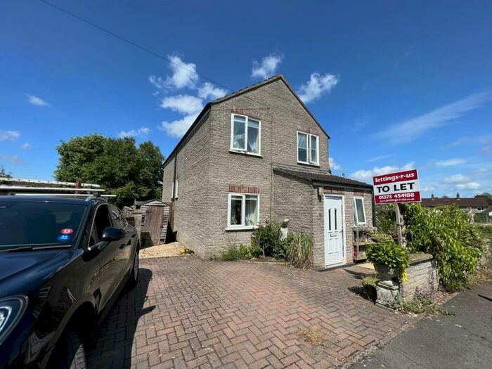 2 Bedroom House To Rent In Allyn Saxon Drive, Shepton Mallet, Somerset, BA4