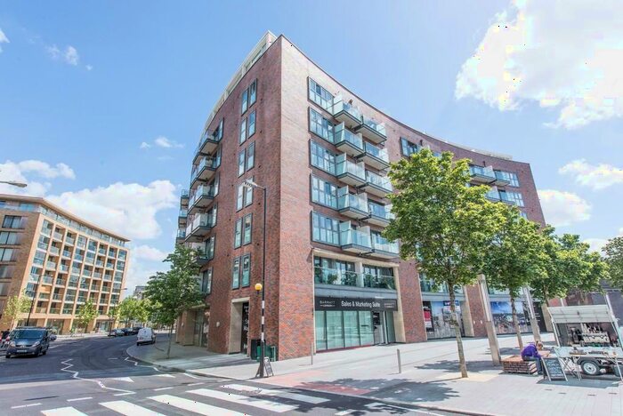 2 Bedroom Flat To Rent In Montreal House, Maple Quay, Canada Water, London, SE16