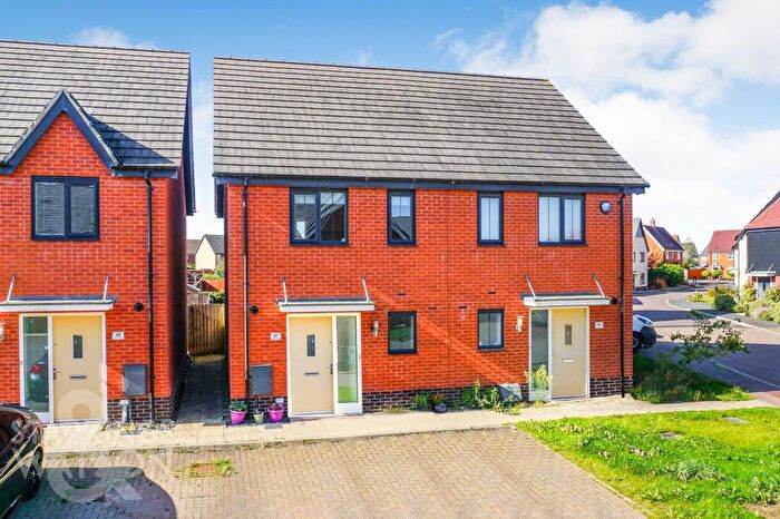 2 Bedroom Semi-Detached House For Sale In Magpie Place, Wymondham, NR18