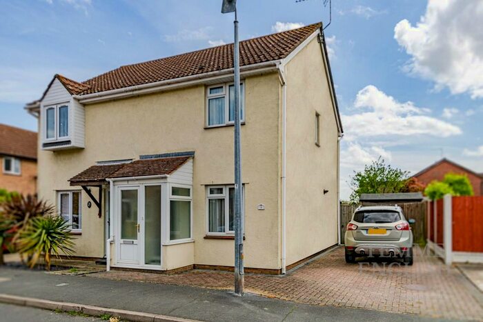 2 Bedroom Semi-Detached House To Rent In Sandpiper Close, Heybridge, Maldon, CM9