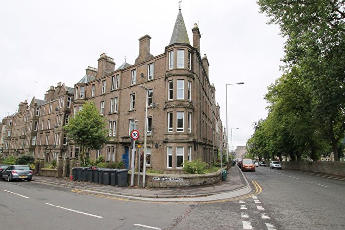 2 Bedroom Flat To Rent In Baxter Park Terrace, Dundee, DD4