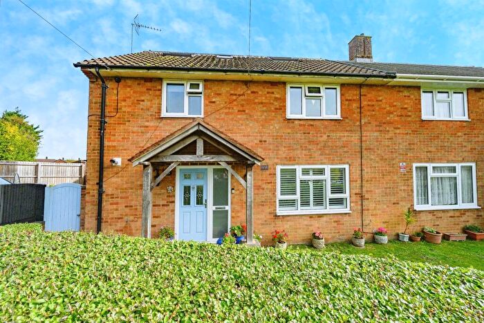 6 Bedroom Semi Detached House For Sale In Broom Hill, Hemel Hempstead, HP1
