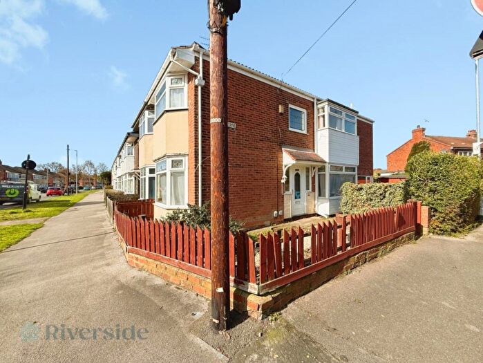 3 Bedroom Semi Detached House For Sale In Goddard Avenue, Hull, HU5