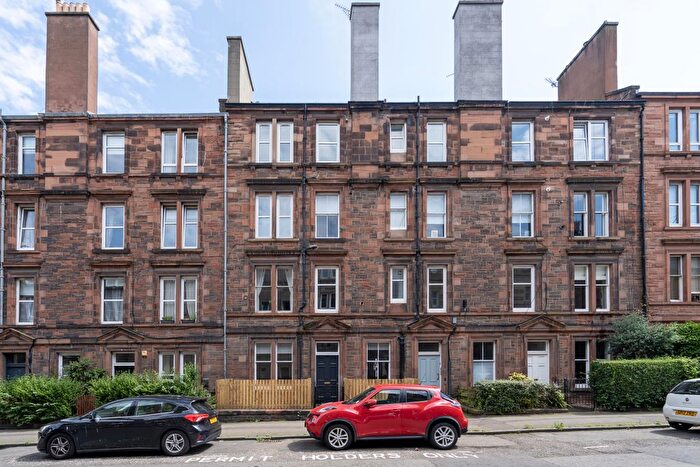 3 Bedroom Flat To Rent In Sloan Street, Edinburgh, EH6