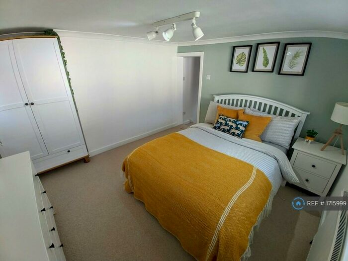 2 Bedroom Semi-Detached House To Rent In Brook Place, Halstead, CO9