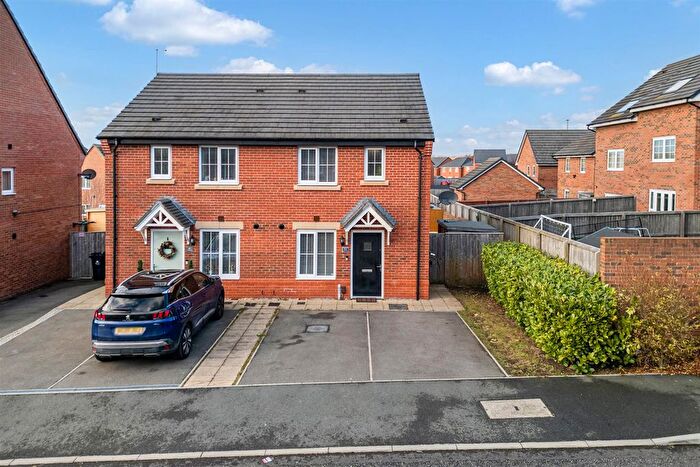 3 Bedroom Semi Detached House For Sale In Stratford Drive, Prescot, L34