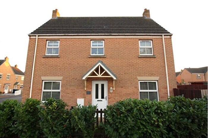 3 Bedroom Semi-Detached House For Sale In Roman Gardens, Eastrea, Cambs, PE7
