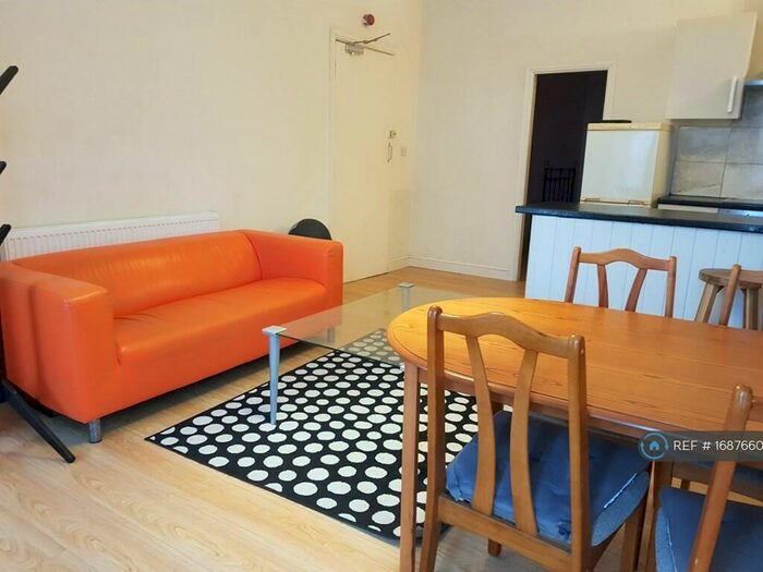 1 Bedroom Flat To Rent In Zulla Road, Nottingham, NG3
