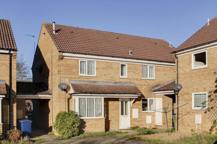 2 Bedroom House To Rent In Chawston Close, Eaton Socon, PE19