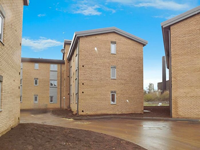 2 Bedroom Flat To Rent In Saw Mill Court, Far Cotton, Northampton, NN4