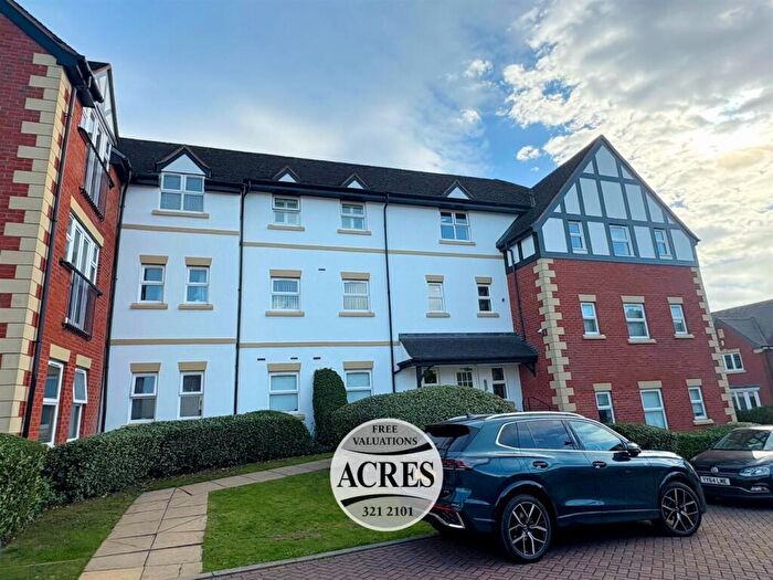 2 Bedroom Flat For Sale In Tudor Way, Sutton Coldfield, B72