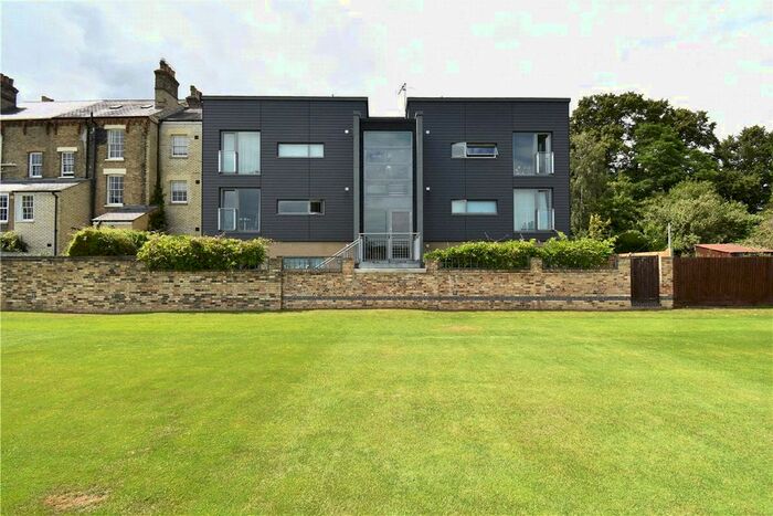 1 Bedroom Flat To Rent In Clare Road, Cambridge, CB3