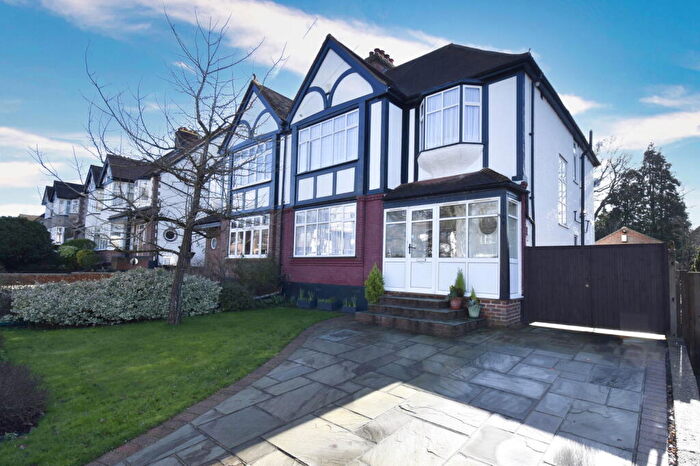 4 Bedroom Semi Detached House For Sale In Kingsway, Petts Wood, Orpington, BR5