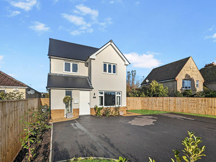 4 Bedroom Detached House For Sale In Wickwar Road, Kingswood, Wotton-under-Edge, GL12