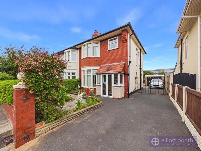 3 Bedroom Semi Detached House For Sale In Westgate Road, Lytham St. Annes, FY8