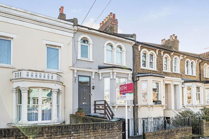 1 Bedroom Flat For Sale In Kingswood Road, Sydenham, SE20
