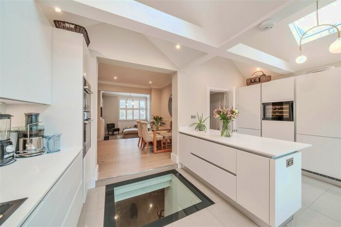 2 Bedroom Terraced House For Sale In Grove Road, Windsor, SL4