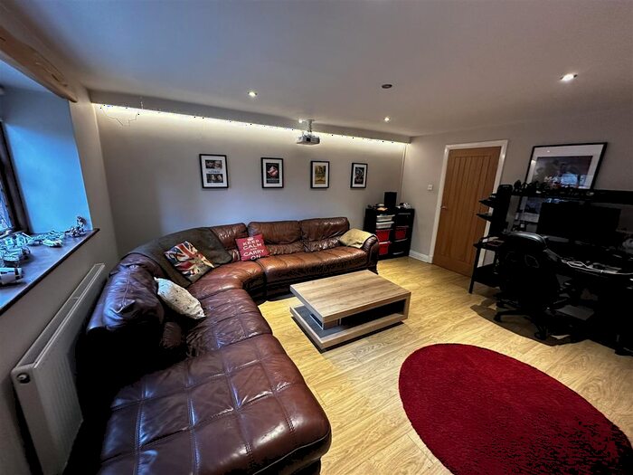 3 Bedroom Semi Detached House To Rent In , Haydock Barn, School Lane