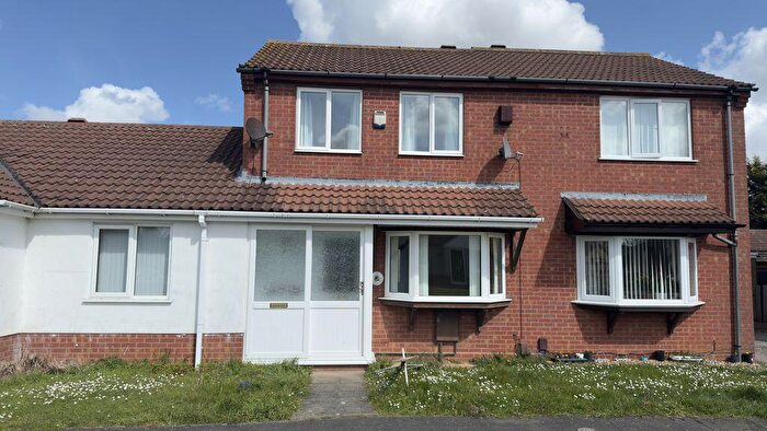 2 Bedroom Semi Detached House To Rent In Meadow Way, Lincoln, LN4