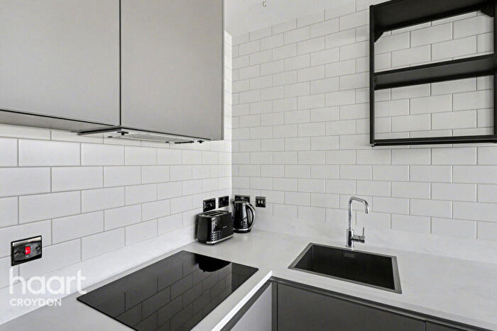 1 Bedroom Apartment To Rent In High Street, Croydon, CR0