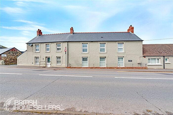 6 Bedroom Detached House For Sale In Milford Road, Johnston, Haverfordwest, Pembrokeshire, SA62