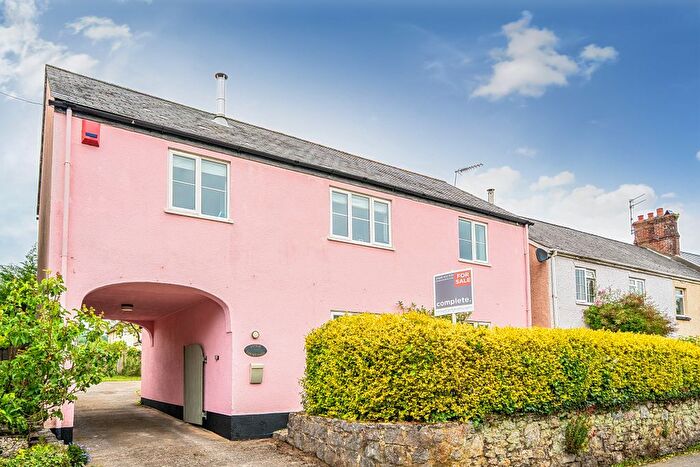 5 Bedroom Detached House For Sale In Old Liverton, Bovey Tracey, TQ12