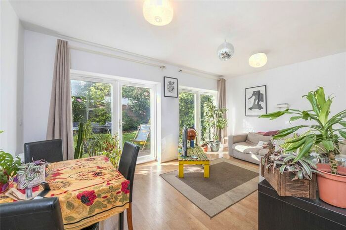 4 Bedroom End Of Terrace House To Rent In Cottrill Gardens, Marcon Place, Hackney, London, E8