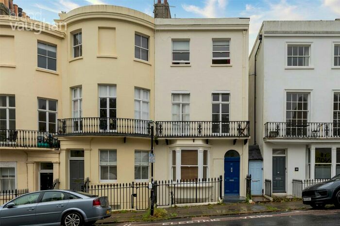 1 Bedroom Flat To Rent In Chichester Place, Brighton, East Sussex, BN2