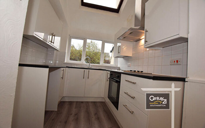 2 Bedroom Flat To Rent In |Ref: |, Northam Road, Southampton, SO14