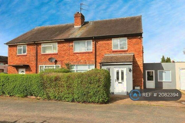 4 Bedroom Semi-Detached House To Rent In Breedon Avenue, Kidderminster, DY11